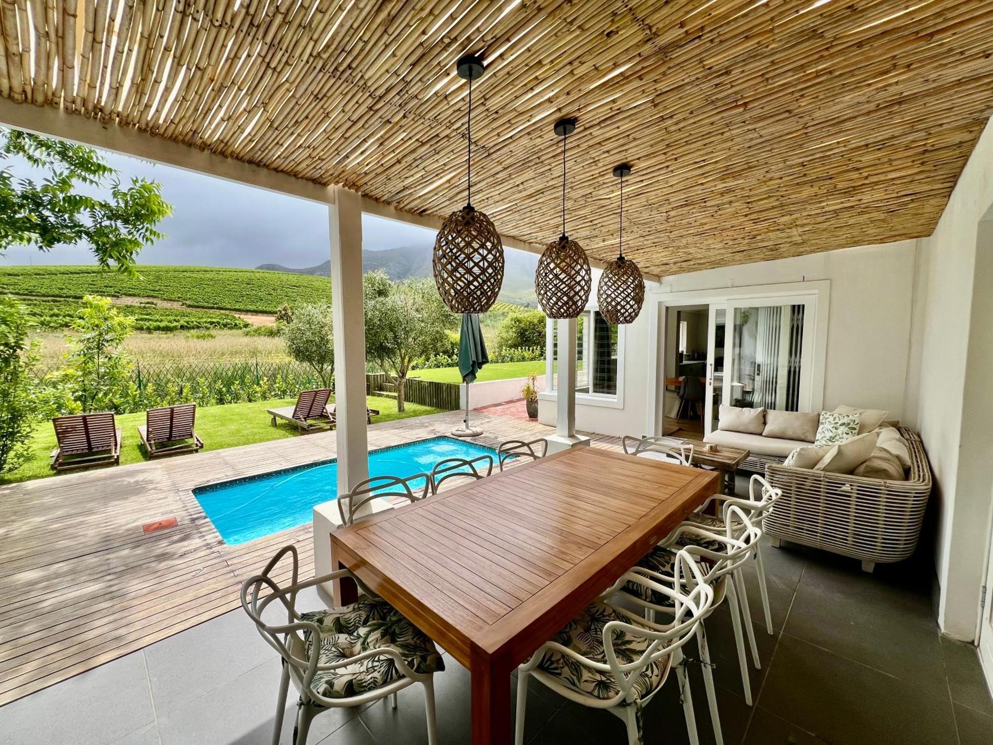 סטלנבוש Charming Villa מראה חיצוני תמונה